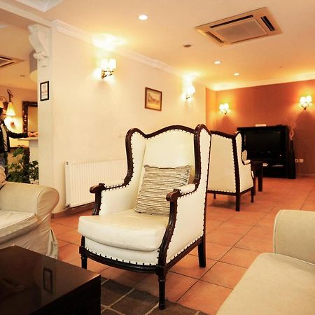 Uestuen Hotel Alsancak Smirne Esterno foto