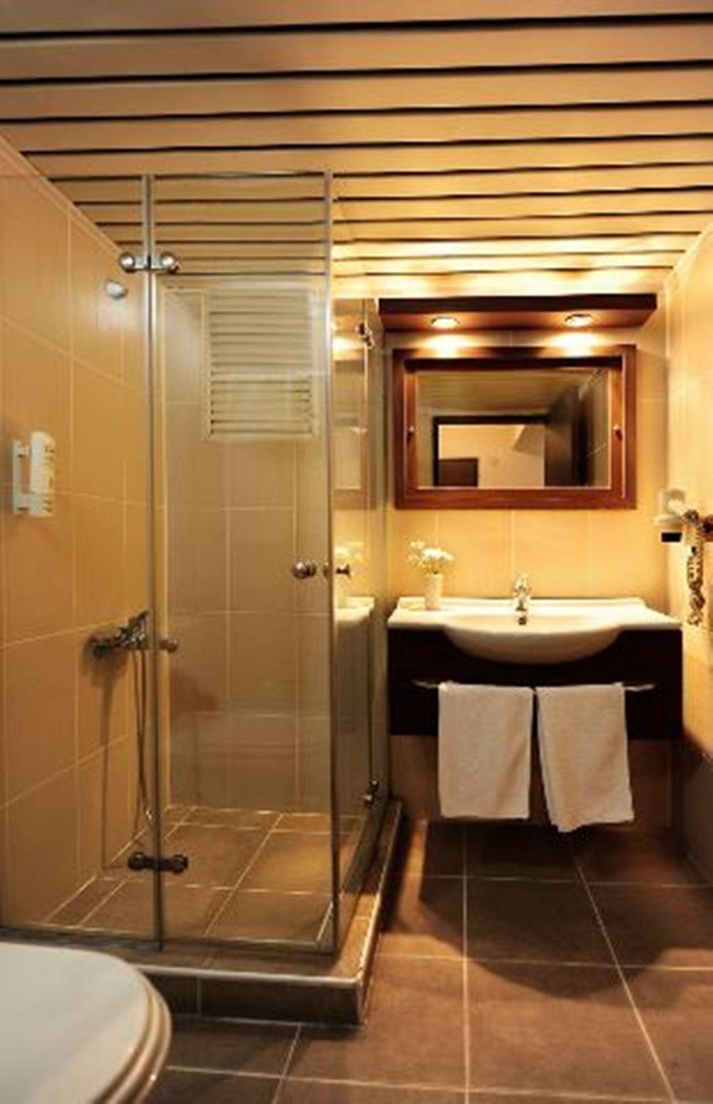 Uestuen Hotel Alsancak Smirne Esterno foto
